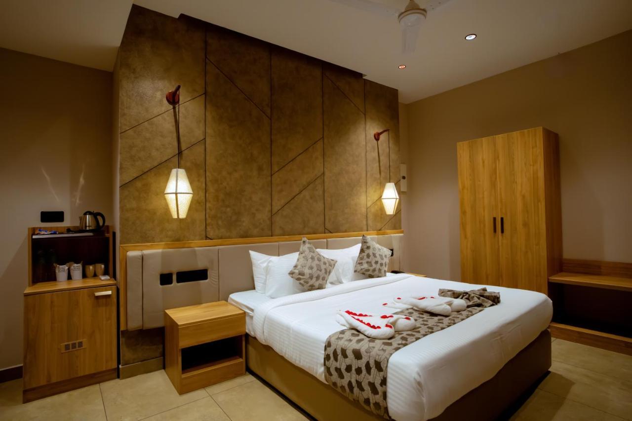 Beeza Clubhouse Hotell Kottayam Eksteriør bilde