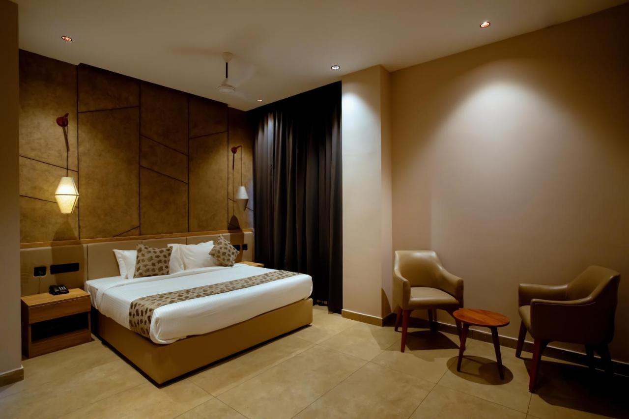 Beeza Clubhouse Hotell Kottayam Eksteriør bilde